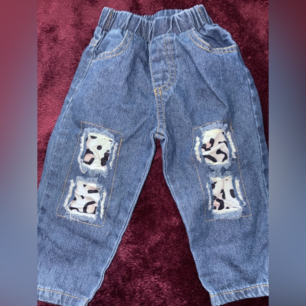 Fashionable toddler jeans